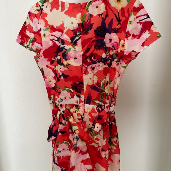 Floral romper - Picture 2 of 2